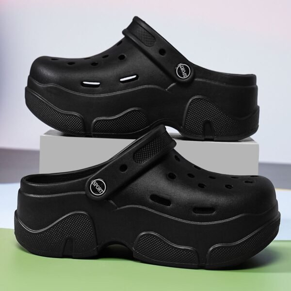 The Bold Clog - Image 3